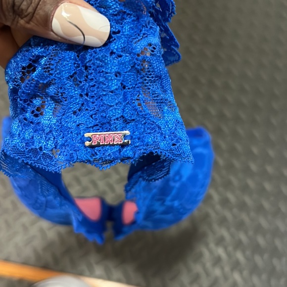 Victoria Secret/ PINK bra bundle size 32B - Picture 3 of 13